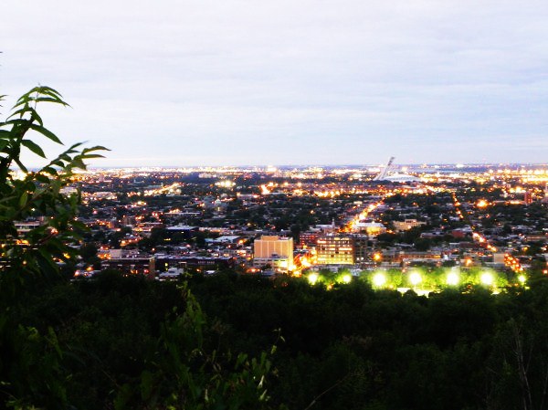 MONTREAL AT NIGHT