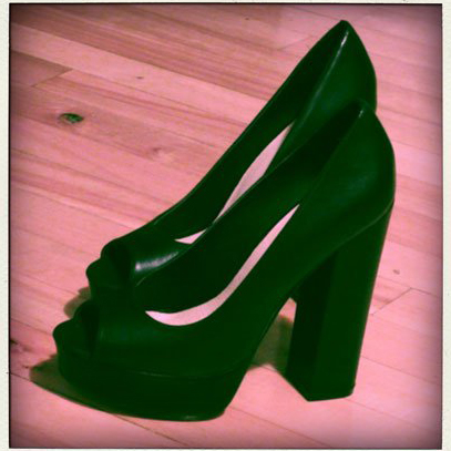 PLATFORM PEEP-TOE PUMPS