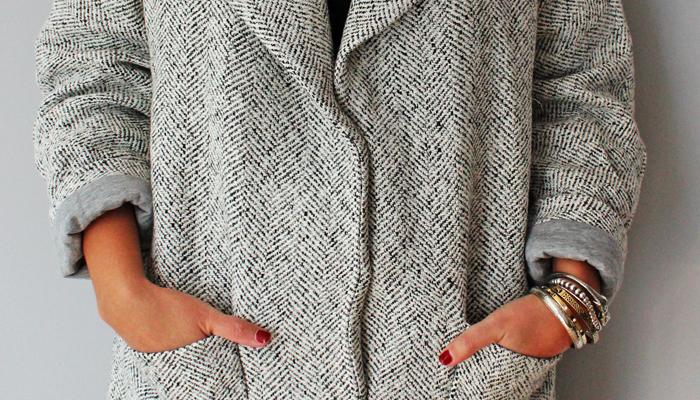 OVERSIZED GREY COAT