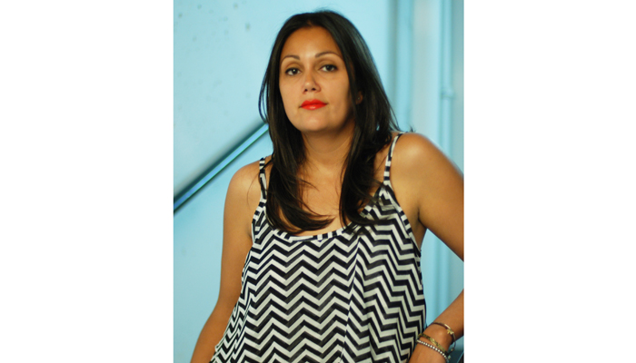 CAMISOLE NOIRE ET BLANCHE À CHEVRONS