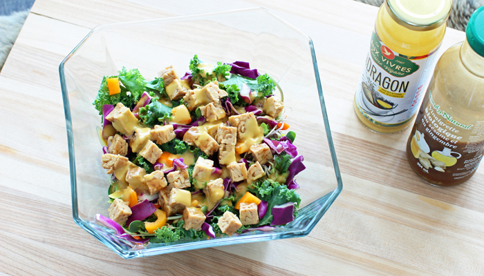 SALADE DE TEMPEH, KALE ET CHOU ROUGE