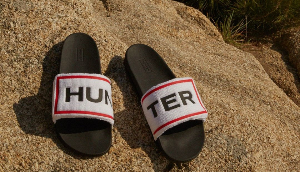 SUMMER ESSENTIALS: POOL SLIDES