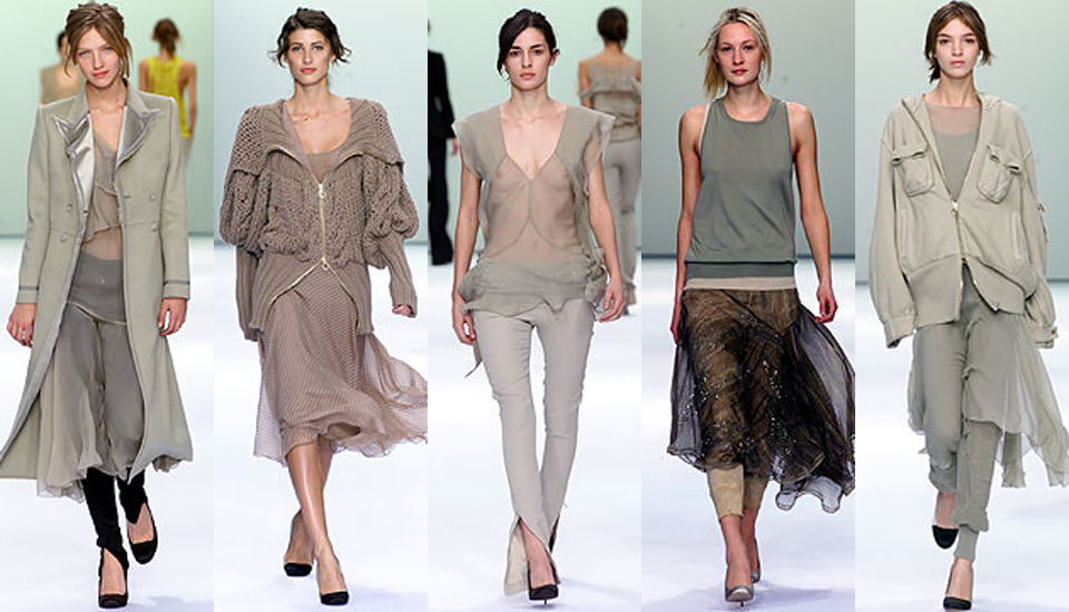 #THROWBACKTHURSDAYRUNWAY – STELLA MCCARTNEY FALL 2002