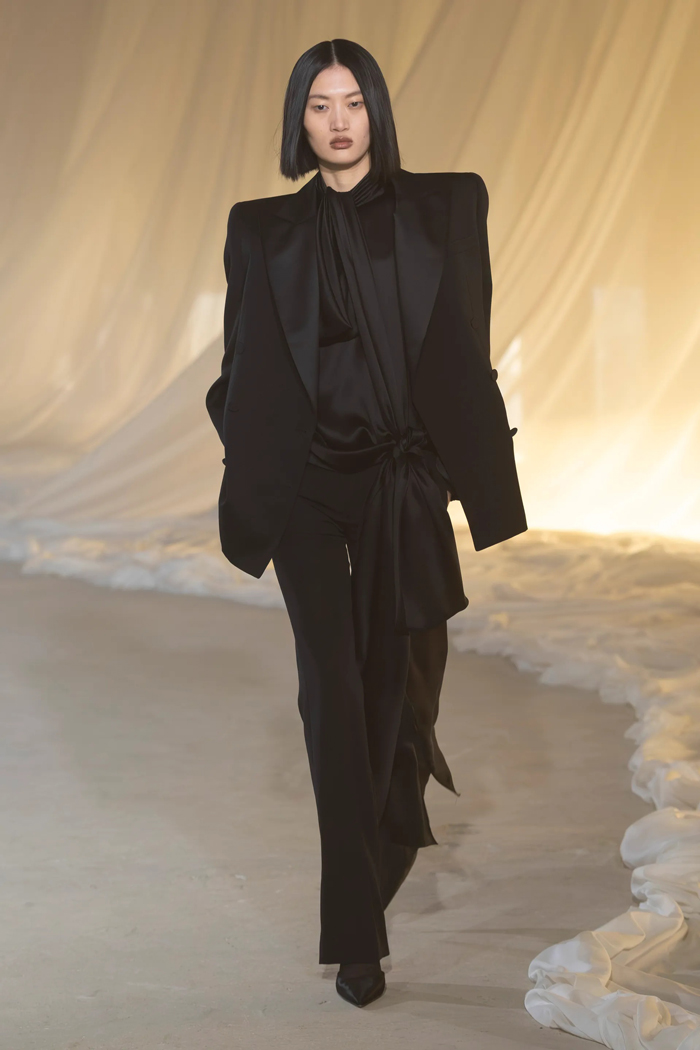 Balmain Fall 2026 oversized blazer structured shoulders 